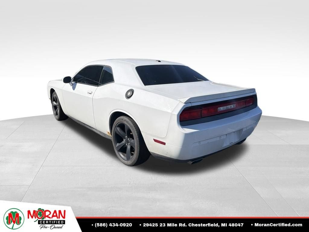 2013 Dodge Challenger SXT Plus