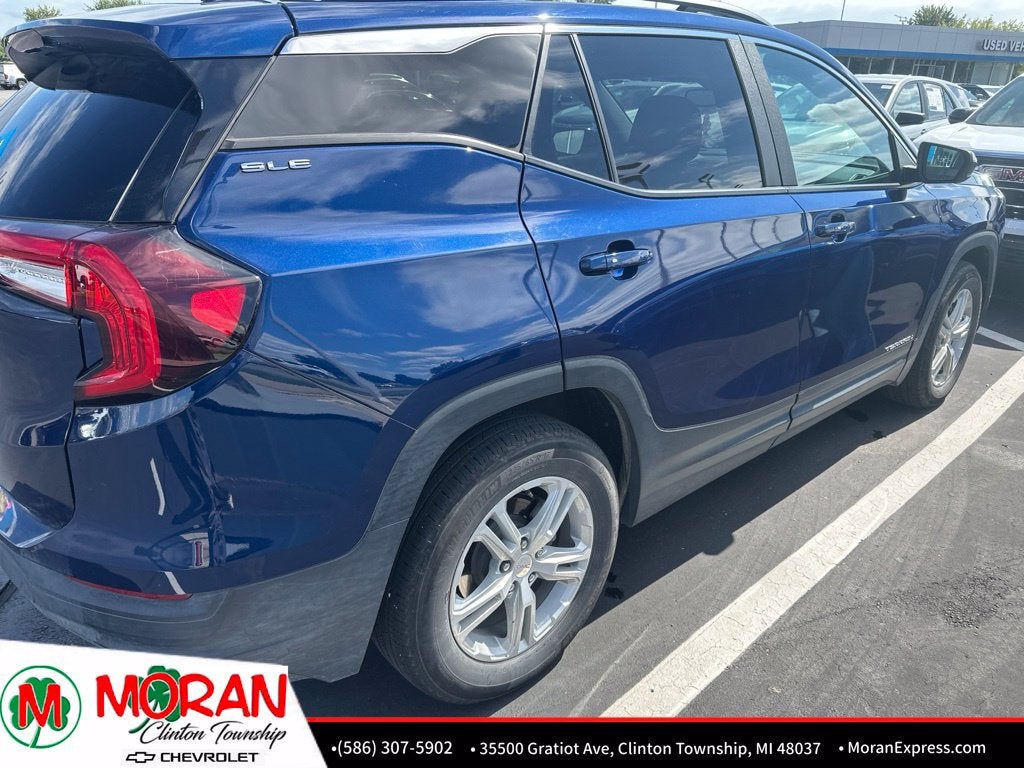 2022 GMC Terrain SLE