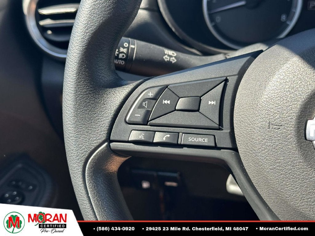 2025 Nissan Versa 1.6 S