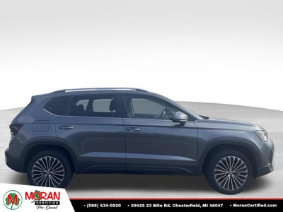 2025 Volkswagen Taos SE