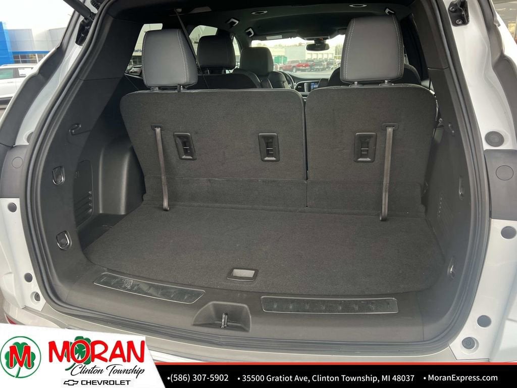 2024 Buick Enclave Essence