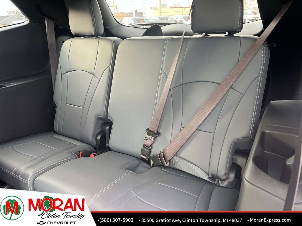 2024 Buick Enclave Essence