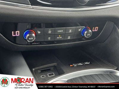 2024 Buick Enclave Essence