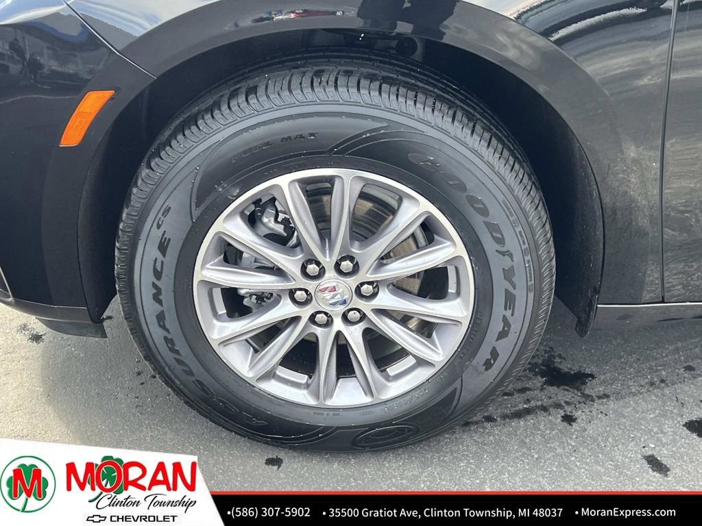 2023 Buick Enclave Essence