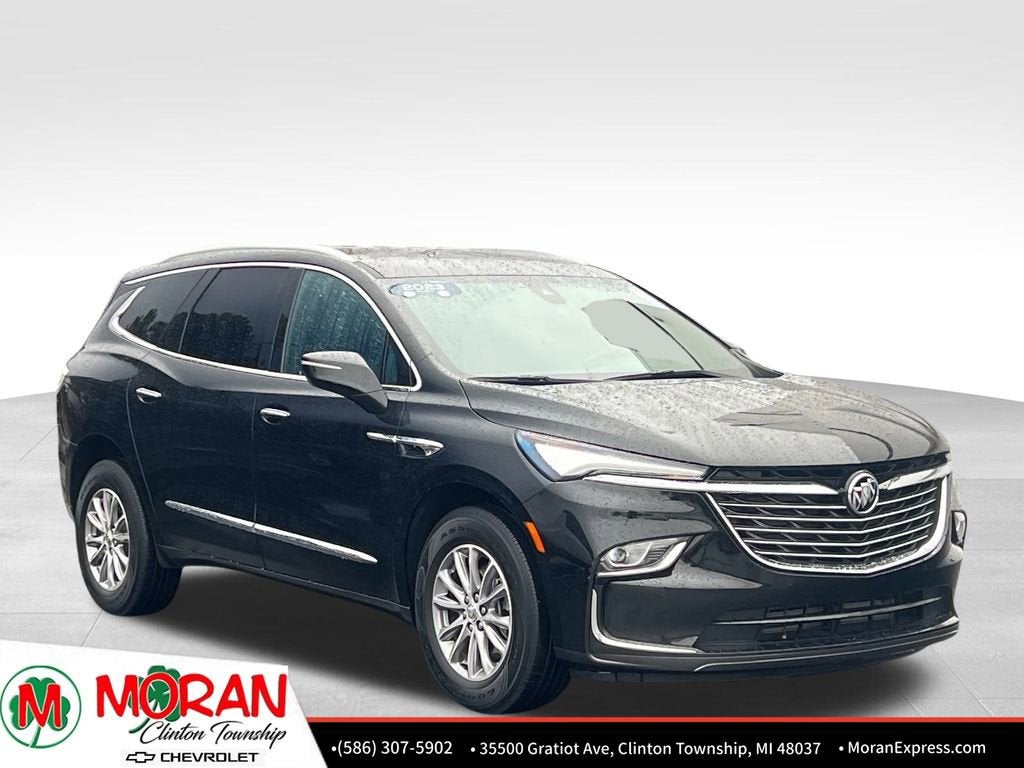 2023 Buick Enclave Essence