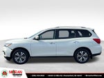 2017 Nissan Pathfinder SV