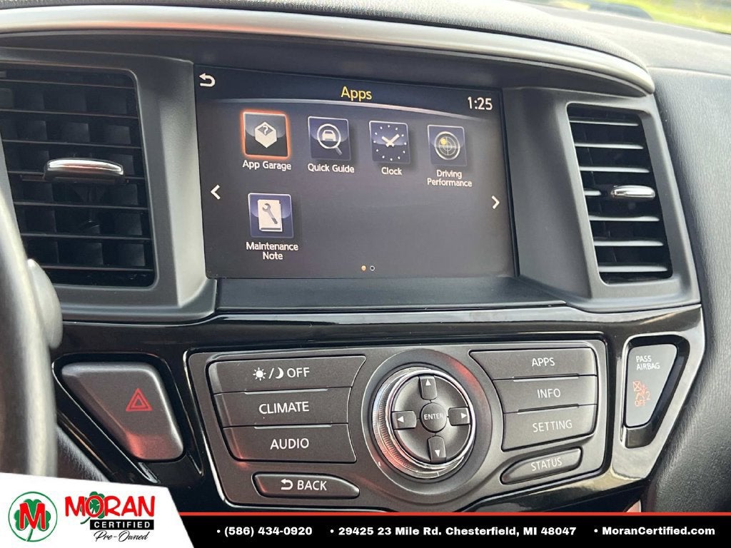 2017 Nissan Pathfinder SV