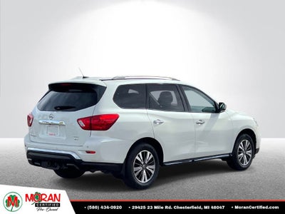 2017 Nissan Pathfinder SV