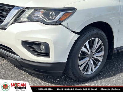 2017 Nissan Pathfinder SV
