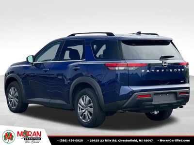 2025 Nissan Pathfinder SV