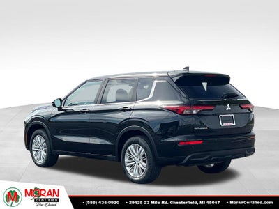 2022 Mitsubishi Outlander ES