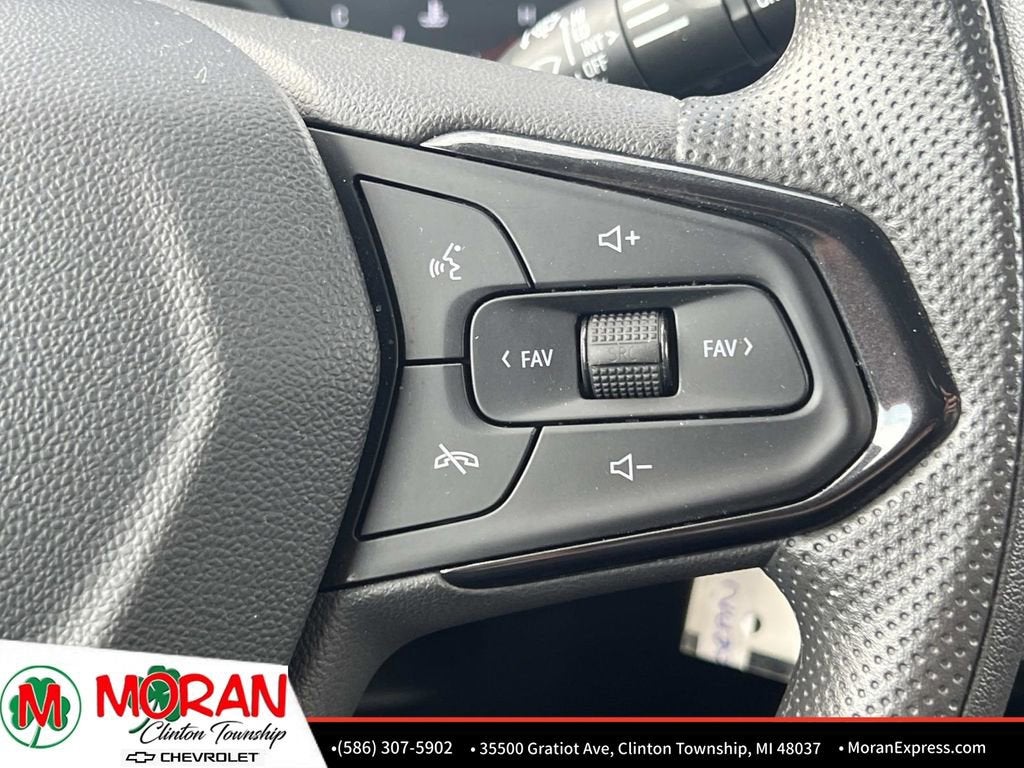 2025 Chevrolet Trax LS