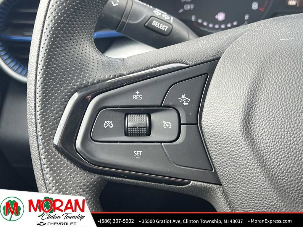 2025 Chevrolet Trax LS