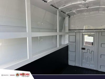 2025 GMC Savana Cutaway 3500 1WT