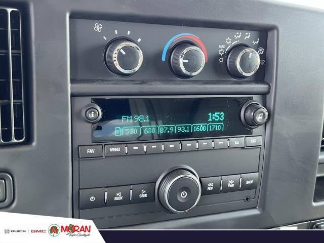 2025 GMC Savana Cutaway 3500 1WT