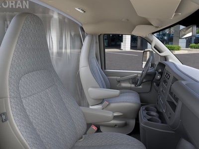 2025 GMC Savana Cutaway 3500 1WT