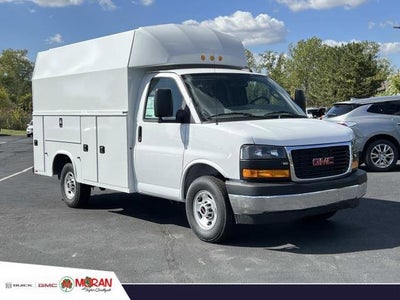 2025 GMC Savana Cutaway 3500 1WT