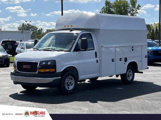2025 GMC Savana Cutaway 3500 1WT