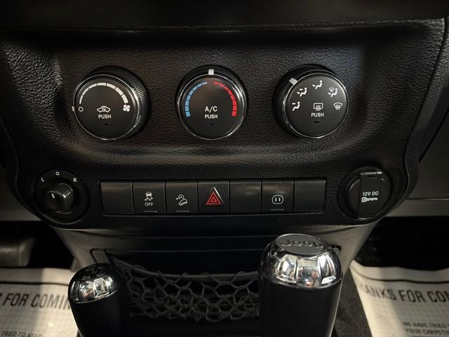 2012 Jeep Wrangler Unlimited Sahara