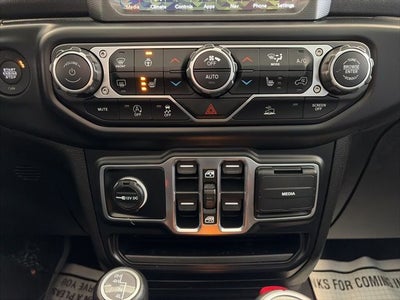 2022 Jeep Wrangler Unlimited Sahara 4x4