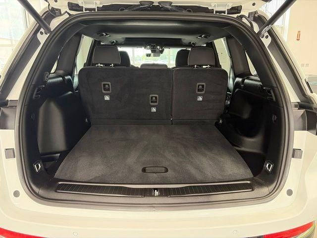 2025 Jeep Grand Cherokee Laredo X 4x4