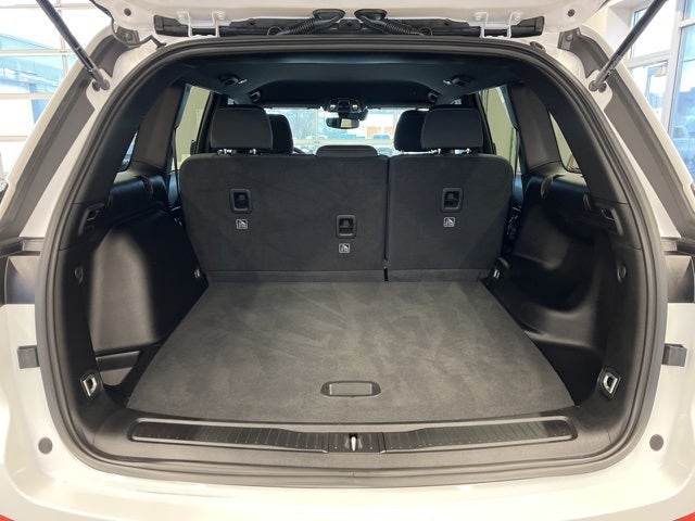 2024 Jeep Grand Cherokee Laredo 4x4