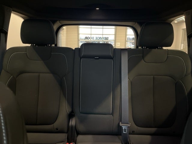 2024 Jeep Grand Cherokee Laredo 4x4