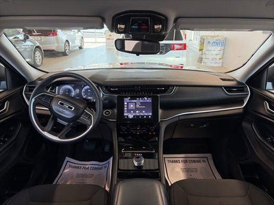 2023 Jeep Grand Cherokee Laredo 4x4
