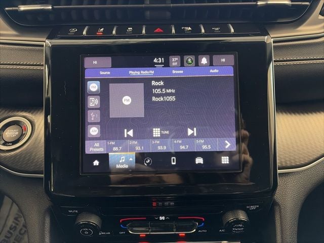 2023 Jeep Grand Cherokee Laredo 4x4