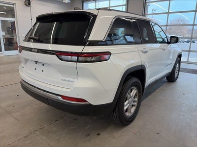 2023 Jeep Grand Cherokee Laredo 4x4
