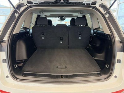 2023 Jeep Grand Cherokee Laredo 4x4