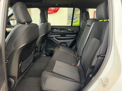 2024 Jeep Grand Cherokee Laredo X 4x4