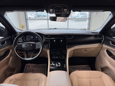 2025 Jeep Grand Cherokee Limited 4x4