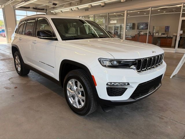 2023 Jeep Grand Cherokee Limited 4x4