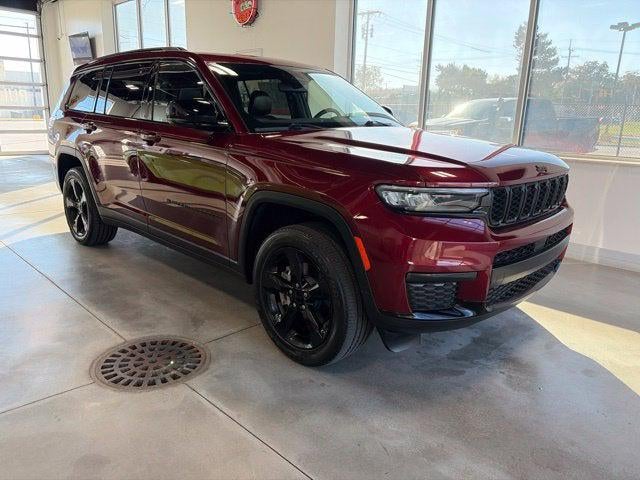 2023 Jeep Grand Cherokee L Altitude 4x4