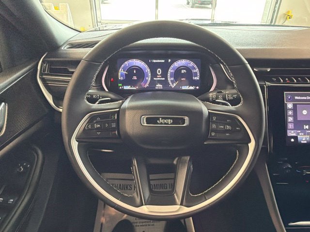 2024 Jeep Grand Cherokee L Laredo X 4x4
