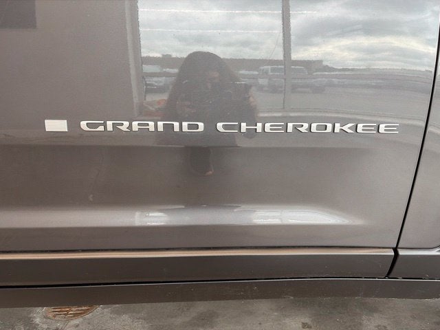 2024 Jeep Grand Cherokee L Laredo X 4x4