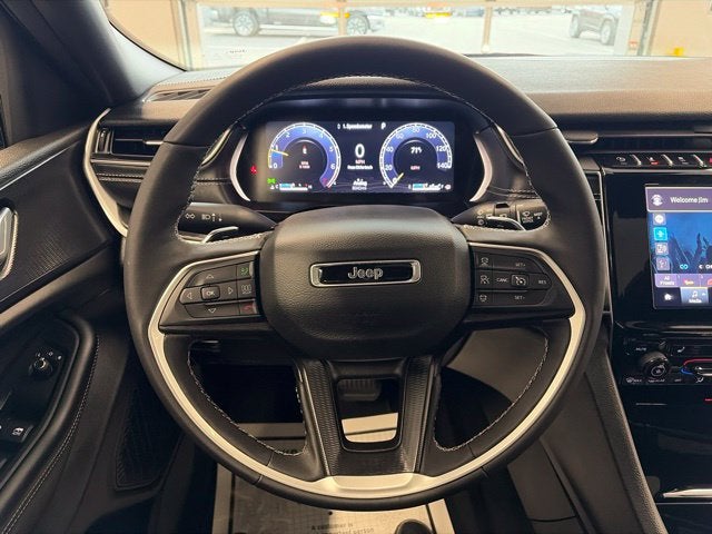2025 Jeep Grand Cherokee L Altitude X 4x4