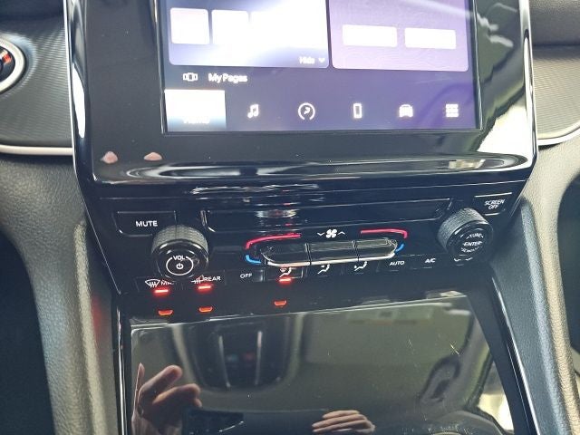 2023 Jeep Grand Cherokee L Laredo 4x4