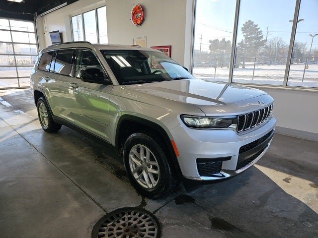 2023 Jeep Grand Cherokee L Laredo 4x4