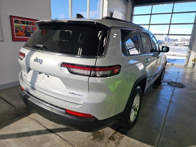 2023 Jeep Grand Cherokee L Laredo 4x4