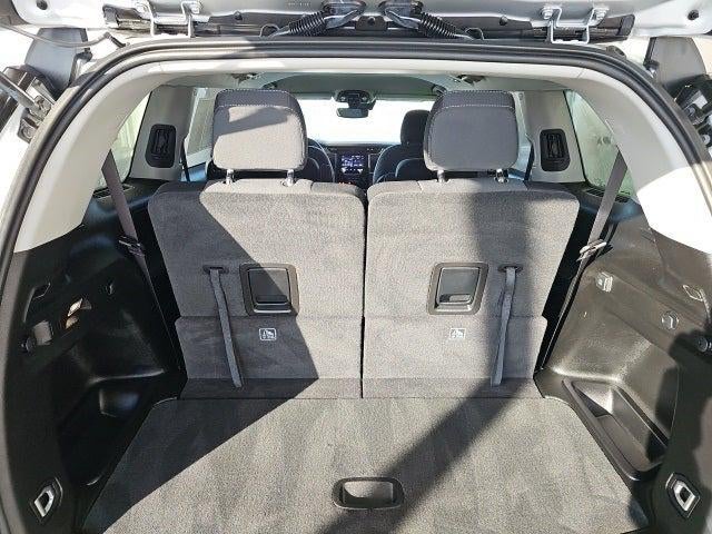 2023 Jeep Grand Cherokee L Laredo 4x4