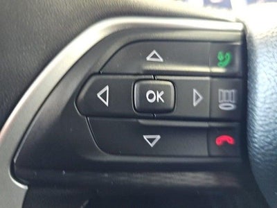 2023 Jeep Grand Cherokee L Laredo 4x4