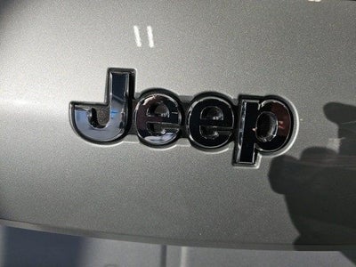 2023 Jeep Grand Cherokee L Laredo 4x4
