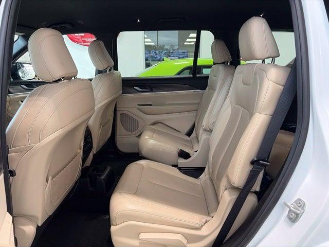 2024 Jeep Grand Cherokee L Limited 4x4