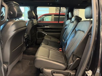 2022 Jeep Wagoneer Series II 4x4