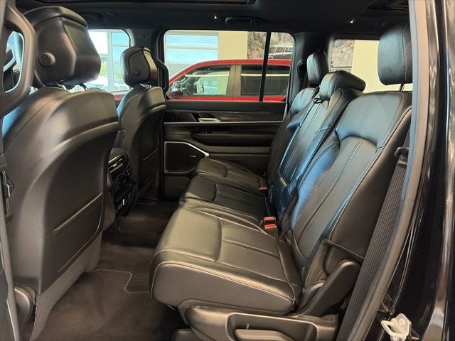 2022 Jeep Wagoneer Series II 4x4