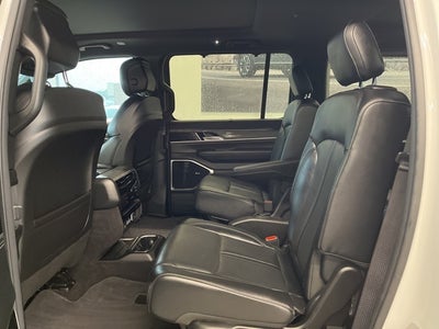 2022 Jeep Wagoneer Series III 4x4