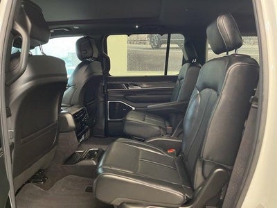 2022 Jeep Wagoneer Series III 4x4