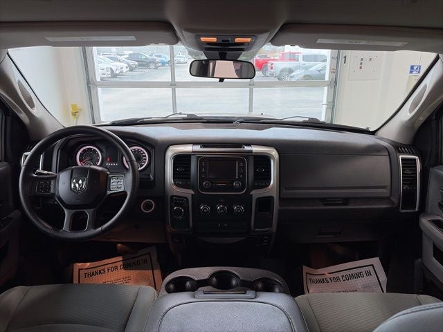 2017 RAM 1500 SLT Quad Cab 4x2 6'4' Box